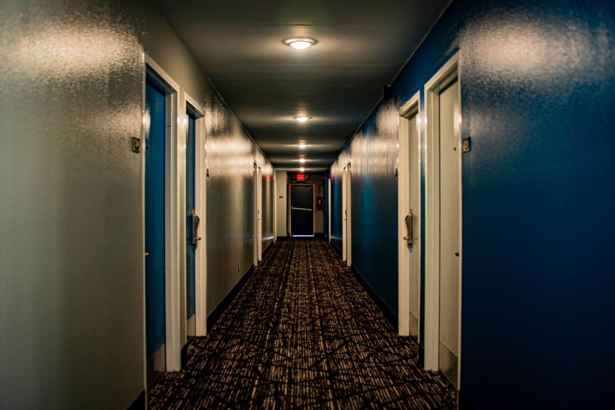 Super 8 By Wyndham Biloxiモーテル エクステリア 写真